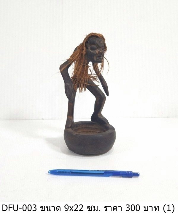 木雕人形摆件