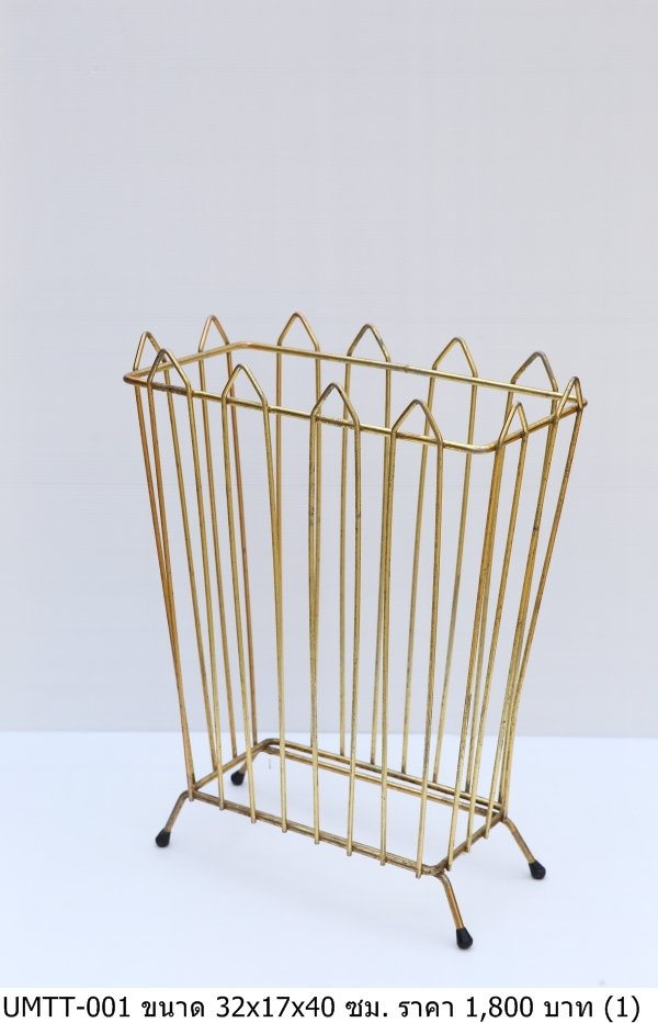 金色金属垃圾桶