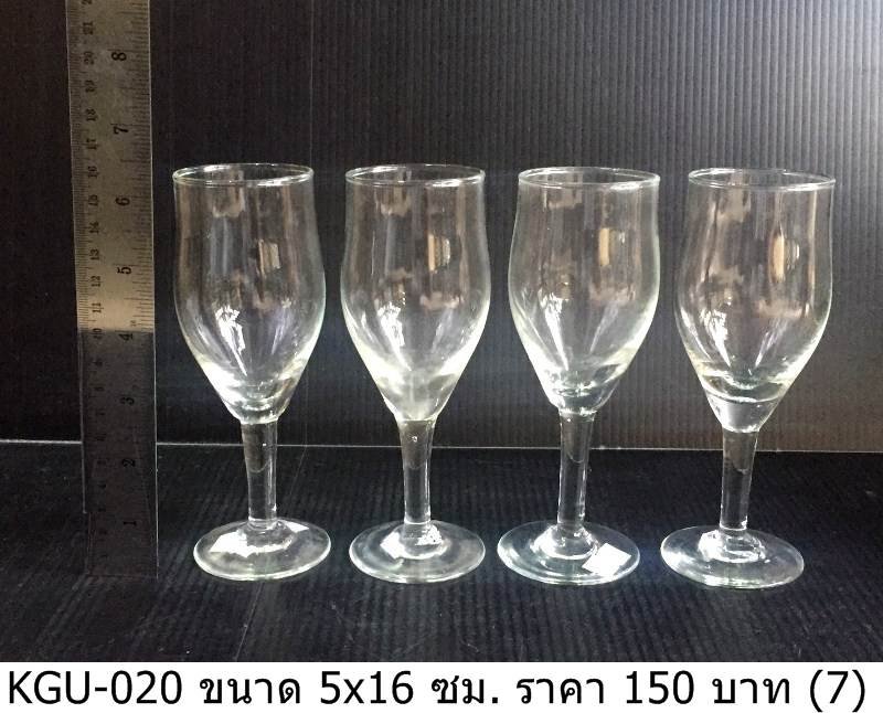 高脚杯